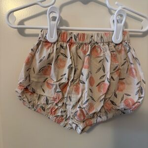 2T Rylee + Cru peaches (oranges!?) bloomers